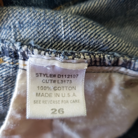 Carmar Distressed Mid Rise Straight Leg 26 - Picture 8 of 8